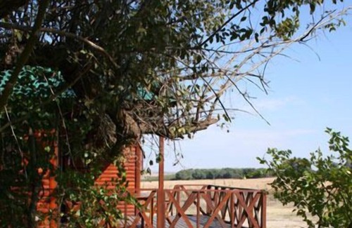 Maanhaarand Ski Chalet | Pet-Friendly Escape at Intaba Thulile with Pool & Breakfast