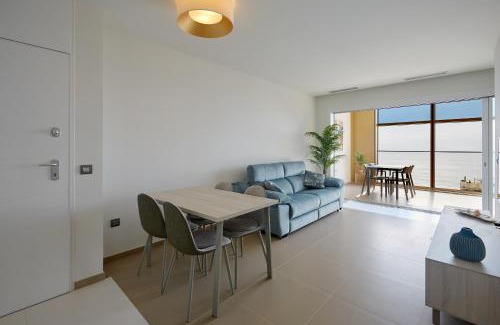 Cala Apartment | Guest Rated 10/10: INTEMPO Sky Apartments with Ocean Views