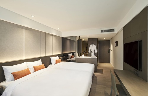 Sangyeok-dong Hotel | Discover Comfort at Inter Burgo Exco Hotel with Spa & Dining