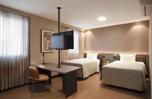 Do Quilombo Hotel | Relax at Intercity Cuiabá: Pet-Friendly with Oceanfront Views
