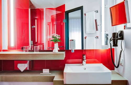 Steintor-Vorstadt Hotel | Welcoming IntercityHotel Rostock: Family-Friendly Comfort