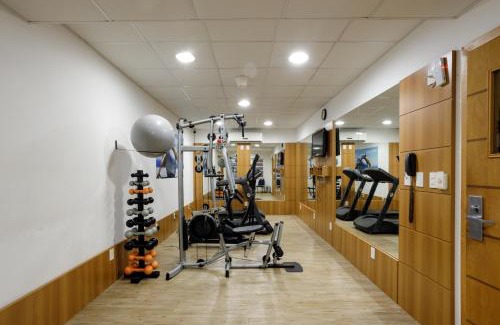 Trindade Hotel | Modern Interclass Florianópolis: Family-Friendly Comfort Awaits