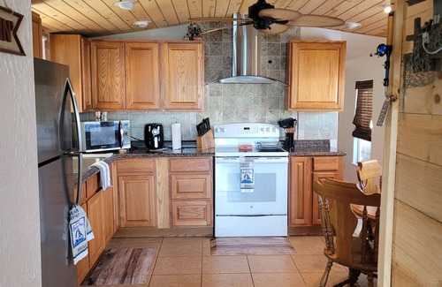 Oak Hill House | Beautiful Intercoastal Waterfront 3 Bedroom with Dock Access