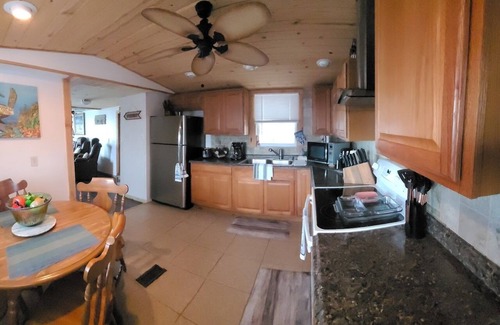 Oak Hill House | Beautiful Intercoastal Waterfront 3 Bedroom with Dock Access