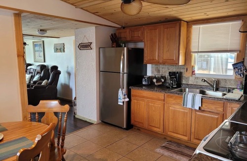 Oak Hill House | Beautiful Intercoastal Waterfront 3 Bedroom with Dock Access