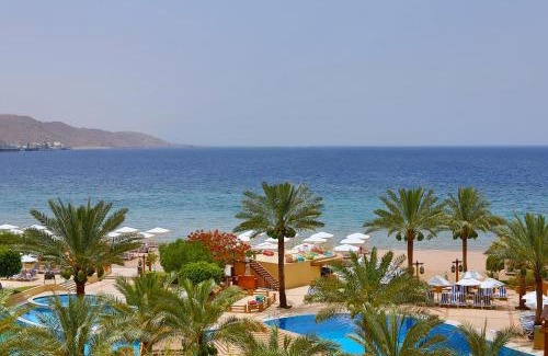 Aqaba Resort | Inviting InterContinental Aqaba: Beachfront Bliss Awaits
