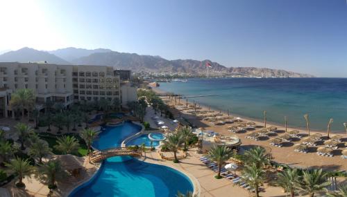 Aqaba Resort | Inviting InterContinental Aqaba: Beachfront Bliss Awaits
