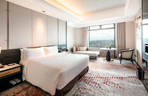 Nanhai Hotel | Experience InterContinental Foshan: 5-Star Luxury Awaits