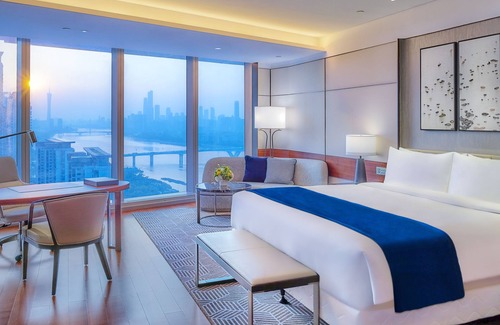 Pazhou Residential District Hotel | Premier InterContinental Guangzhou Exhibition Center Stay