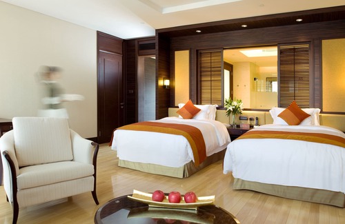 Huizhou Hotel | Relax at InterContinental Huizhou Resort - 5 Star Stay