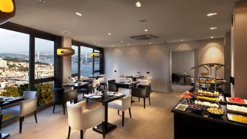 Gumussuyu Mahallesi Hotel | Elegant InterContinental Istanbul with Oceanfront Amenities