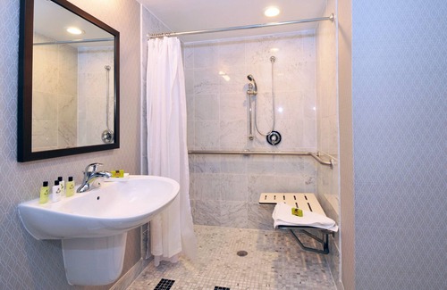 Country Club Plaza Area Hotel | Elegant InterContinental Kansas City at The Plaza Experience