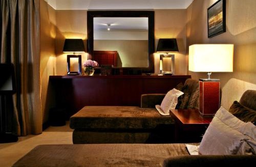 Sao Sebastiao da Pedreira Hotel | Elegance Awaits at InterContinental Lisbon, an IHG Hotel