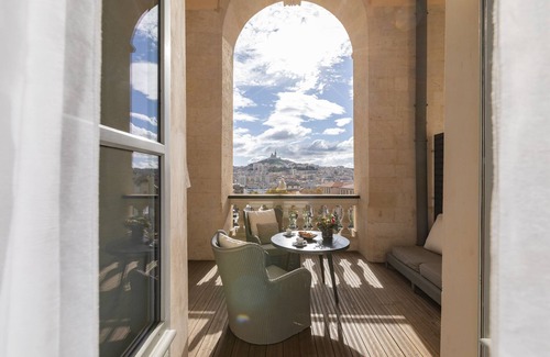 Quartier du Panier Hotel | Experience Elegance at InterContinental Marseille, 5-Star Stay
