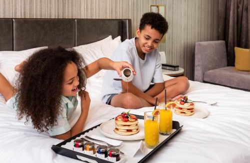 Perth Central Business District Hotel | Elegant InterContinental Perth City Centre: 5-Star Comfort