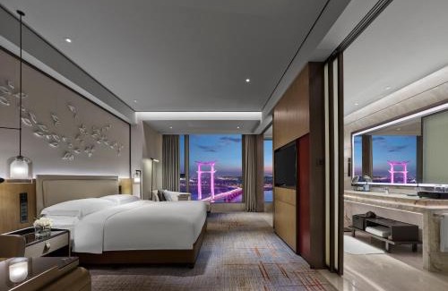 Fengze Hotel | Experience InterContinental Quanzhou: 5-Star Comfort & Amenities