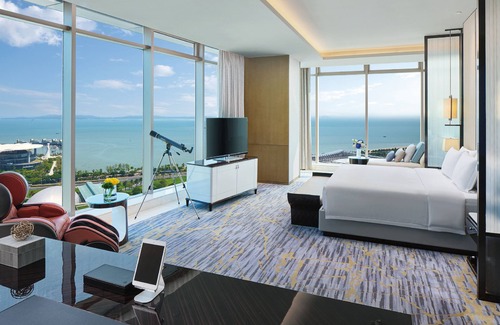 Siming Hotel | Elevate Your Stay at Intercontinental Xiamen, 4-Star Retreat