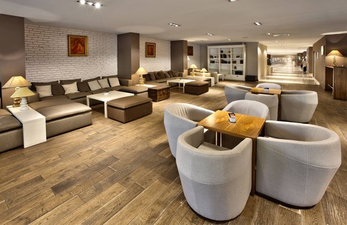 Sandanski Hotel | Discover Interhotel Sandanski: Spa, Pool & High Ratings