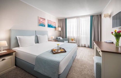 Sandanski Hotel | Discover Interhotel Sandanski: Spa, Pool & High Ratings
