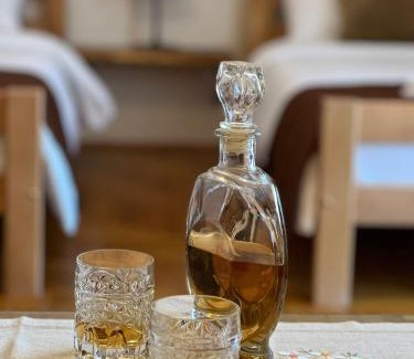 Paracin Villa | Pet-Friendly InterInn Villa with Hot Tub & High Guest Ratings