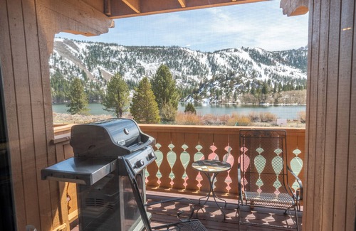 June Lake Condo | Guest Rated 9.8: Interlaken#29 Condo with Spa & Hot Tub