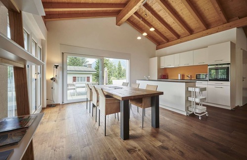 Central Interlaken Apartment | Top-Rated Interlaken Loft with Spacious Terrace & Breakfast