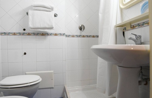 Mondragone Hotel | Relaxing International Resort with Pool and Spa Amenities