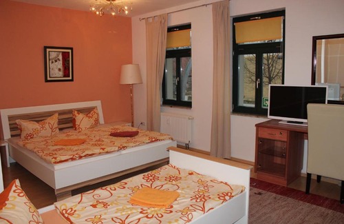 Reudnitz-Thonberg House | Pet-Friendly Internationales Gästehaus Leipzig with Great Ratings