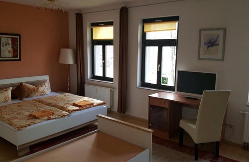 Reudnitz-Thonberg House | Pet-Friendly Internationales Gästehaus Leipzig with Great Ratings