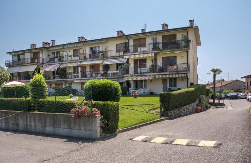 Clusane Apartment | Family-Friendly Stay at Interno 2 with Great Amenities