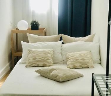 Ferrara Historic Centre Apartment | Prime Interno4home: Historic Center with Parking & Pet Friendly