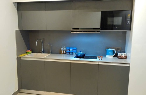Noida Apartment | Elevate Your Stay at Interstellar View on the 21st Floor