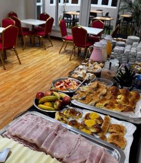 Balvanera Hotel | Guest Rated Intersur Suites with Breakfast & Child-Friendly Perks