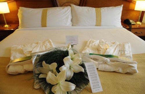 Santa Fe Hotel | InterTower Hotel: Oceanfront Getaway with Spa & Pool