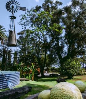 Partido de Arrecifes House | Inti: Idyllic Countryside Retreat with Pool and Breakfast