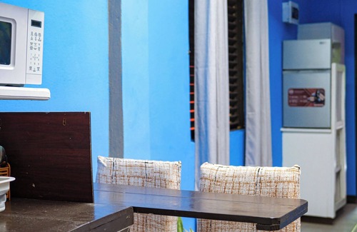 Bois d'Orange Apartment | Convenient Getaway: 2 Bedrooms Near Beach & Mall with Perks
