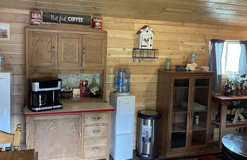 Columbus Cabin | Charming Yellowstone River Retreat: Cabin & Camping Options