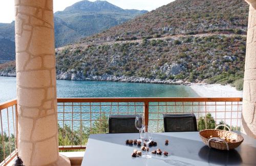 Arkadiko Chorio Apartment | Oceanfront Escape: Into The Blue Apartment, 4-Star Rated