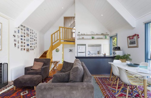 Rye House | Relax at Into the Blue: Pet-Friendly Oceanfront Retreat