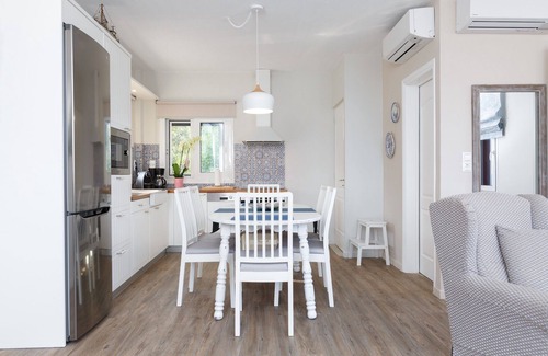Paralia House | Beachfront Bliss at IntoTheBlue Villa - 10/10 Guest Rated
