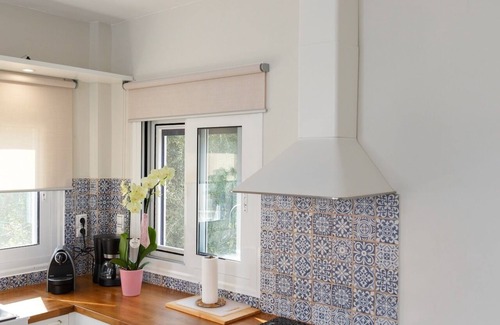 Paralia House | Beachfront Bliss at IntoTheBlue Villa - 10/10 Guest Rated