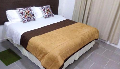 Santa Cruz Apartment | Family-Friendly InTown Apart Santa Cruz with High Guest Ratings