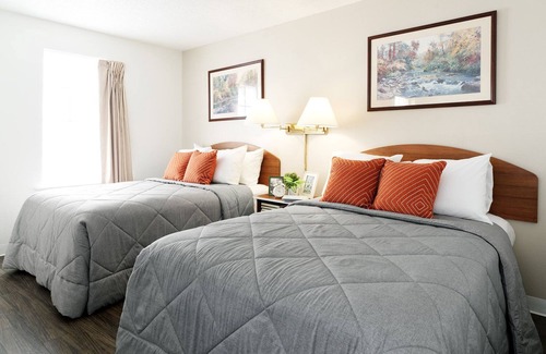 North San Antonio - SAT Hotel | Budget-Friendly InTown Suites San Antonio with Kitchen Access