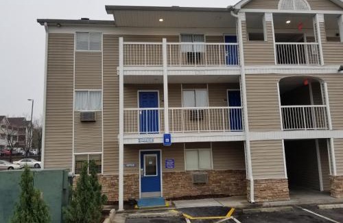 Norcross Hotel | Budget-Friendly InTown Suites Extended Stay Atlanta, GA