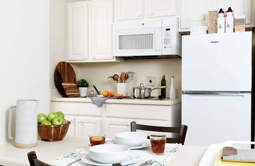 Suwanee Hotel | Convenient InTown Suites Extended Stay in Suwanee, GA