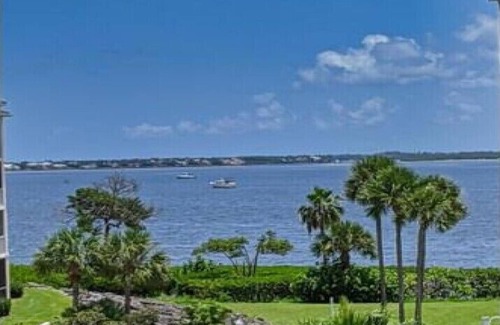 Stuart Condo | Top Floor Retreat with Intracoastal and Golf Views