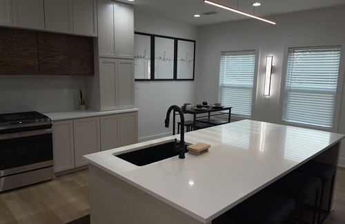 Spanish Town Historic District House | Experience "ElevateVR Living" - Your Baton Rouge Retreat