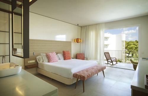 Cala d'Or Hotel | Relax at Inturotel Cala Esmeralda Beach Hotel & Spa