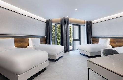 Cekmekoy Hotel | Top-Rated INVENTIST Hotel Sports Academy with Pool & Spa