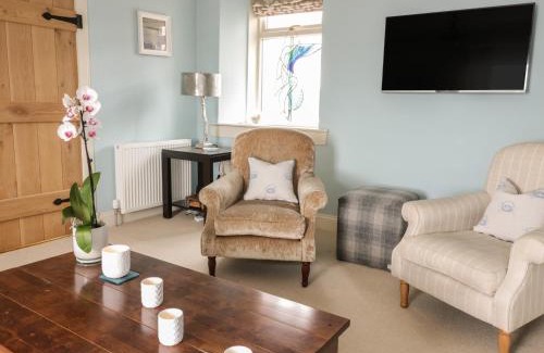 Pittenweem Apartment | Invermay: Family-Friendly 4-Star Hotel with Top Reviews